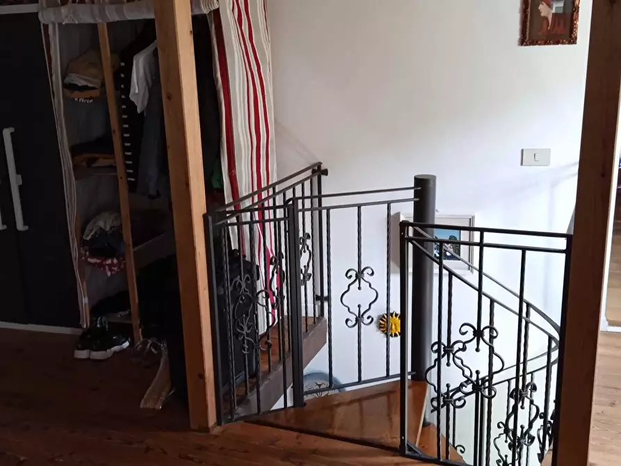 Immagine 63 di Porzione di casa in vendita  a Seravezza