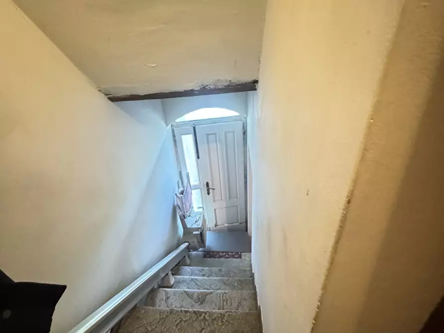 Immagine 4 di Porzione di casa in vendita  a Seravezza
