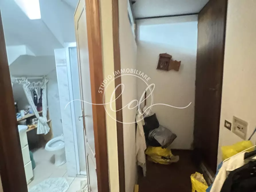 Immagine 41 di Villetta a schiera in vendita  a Seravezza