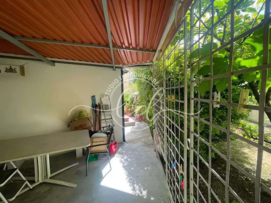 Immagine 50 di Porzione di casa in vendita  a Carrara