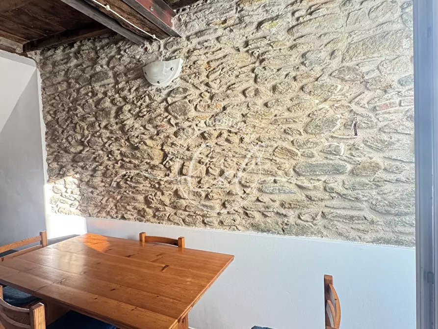 Immagine 8 di Porzione di casa in vendita  a Pietrasanta