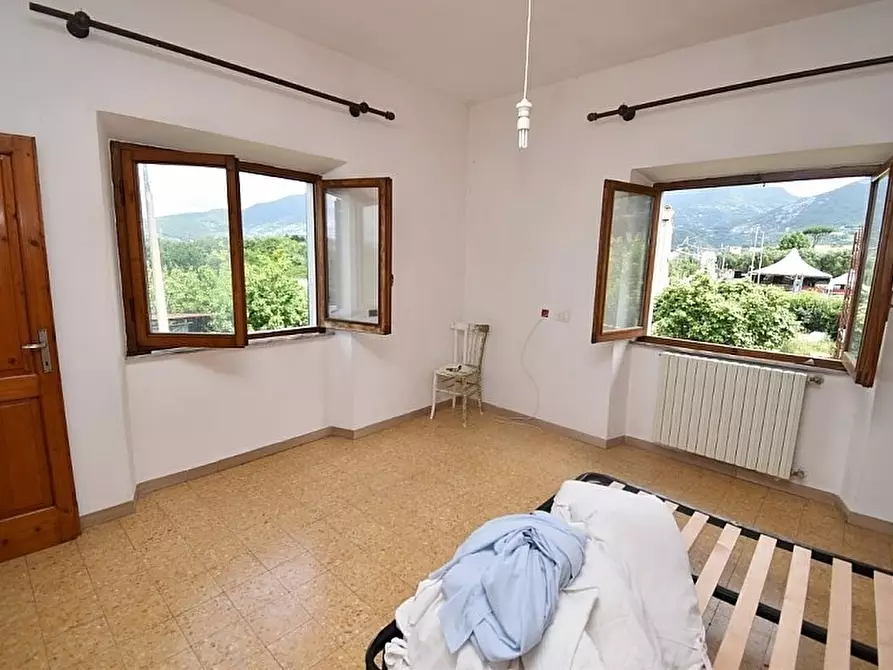 Immagine 33 di Porzione di casa in vendita  a Seravezza