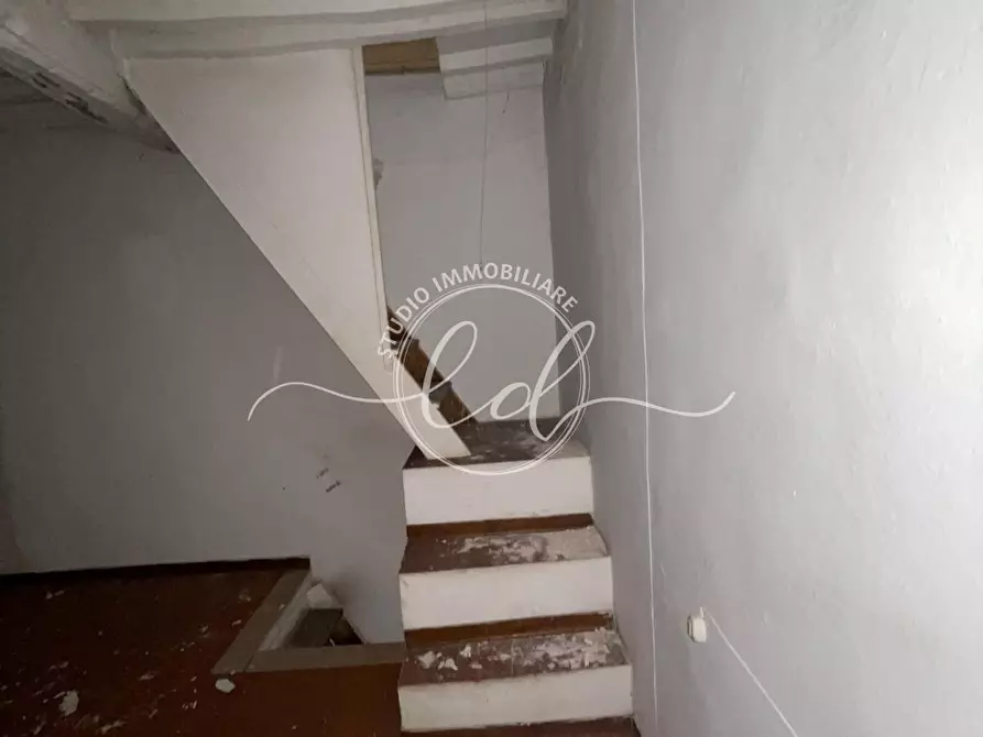 Immagine 12 di Casa semindipendente in vendita  a Camaiore