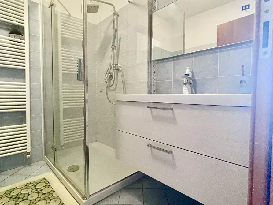 Immagine 25 di Quadrilocale in vendita  a Viareggio