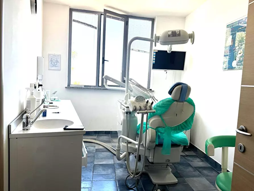 Immagine 12 di Ufficio in vendita  in Viale Fabrateria Vetus a Ceccano