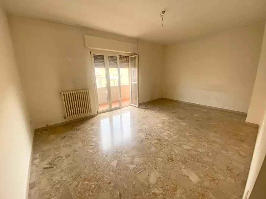 Immagine 5 di Quadrilocale in vendita  in Viale Gabriele D'Annunzio 6 a Montesilvano