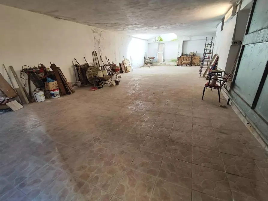 Immagine 6 di Garage in vendita  in Via Nazario Sauro 39 a Guidonia Montecelio