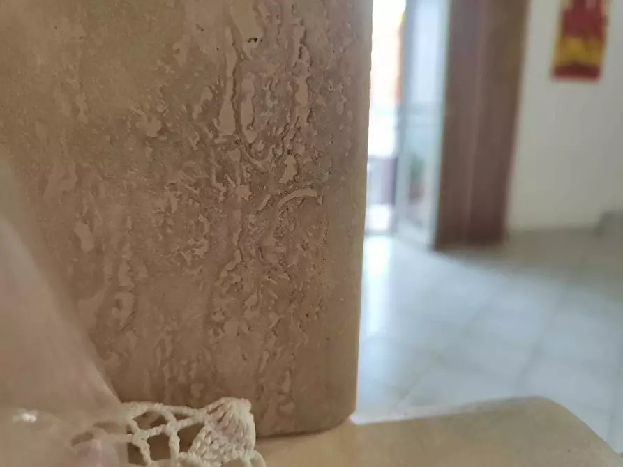 Immagine 9 di Trilocale in vendita  in VIA GUGLIELMO OBERDAN 19 a Guidonia Montecelio