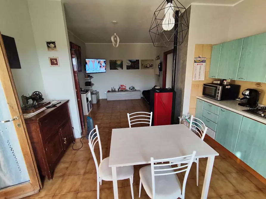 Immagine 22 di Villa in vendita  in VIA GIOTTO 2 a Guidonia Montecelio