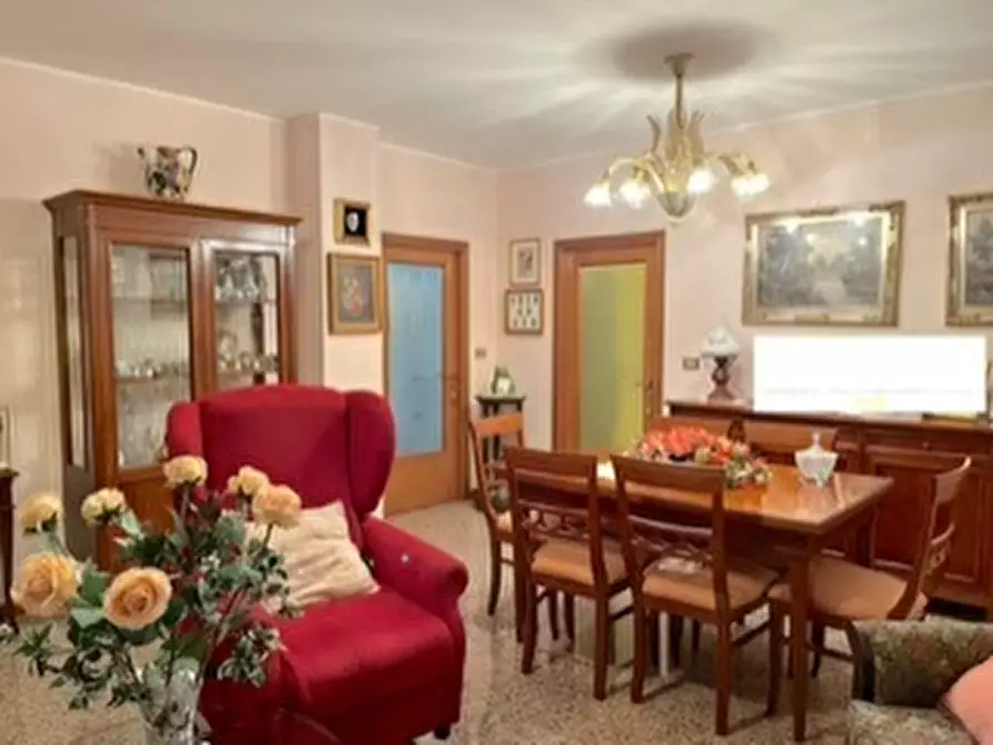 Immagine 6 di Quadrilocale in affitto  a Ascoli Piceno