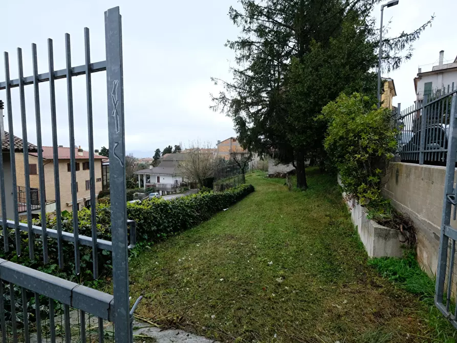 Immagine 29 di Palazzo in vendita  in Via Mattia Capponi 46 a Cupramontana