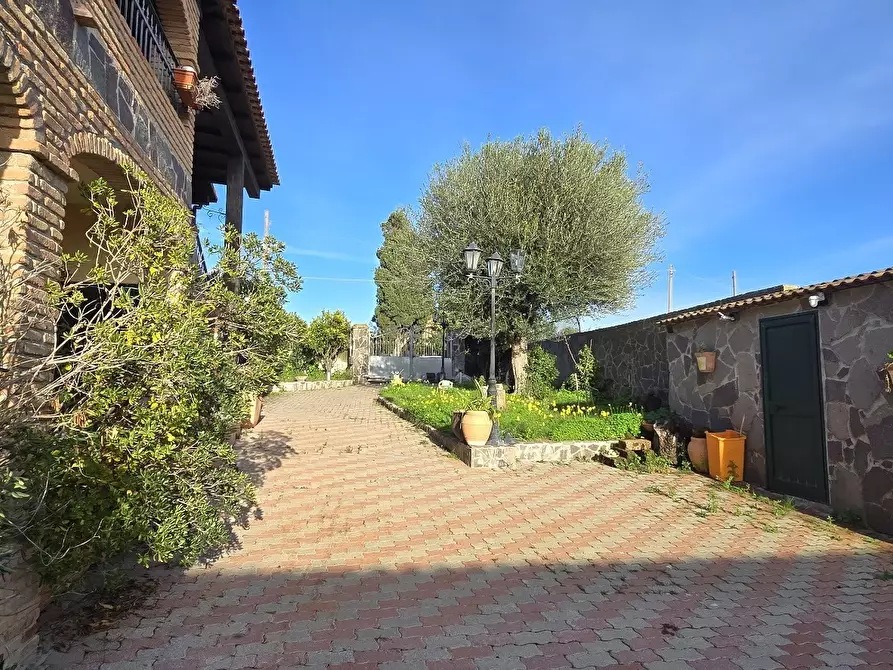 Immagine 3 di Casa bifamiliare in vendita  in VIA REMO BRANCA 34A a Sassari