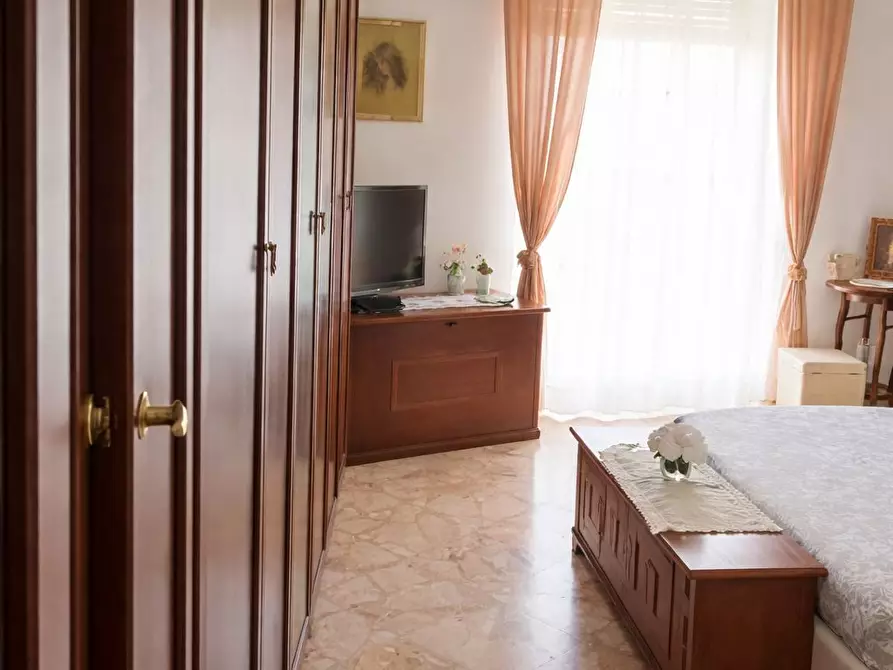 Immagine 5 di Appartamento in vendita  in Via Adda 33 a Siracusa