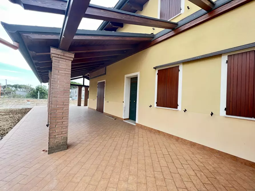 Immagine 19 di Porzione di casa in vendita  in via del Confine 3532 a Cesena