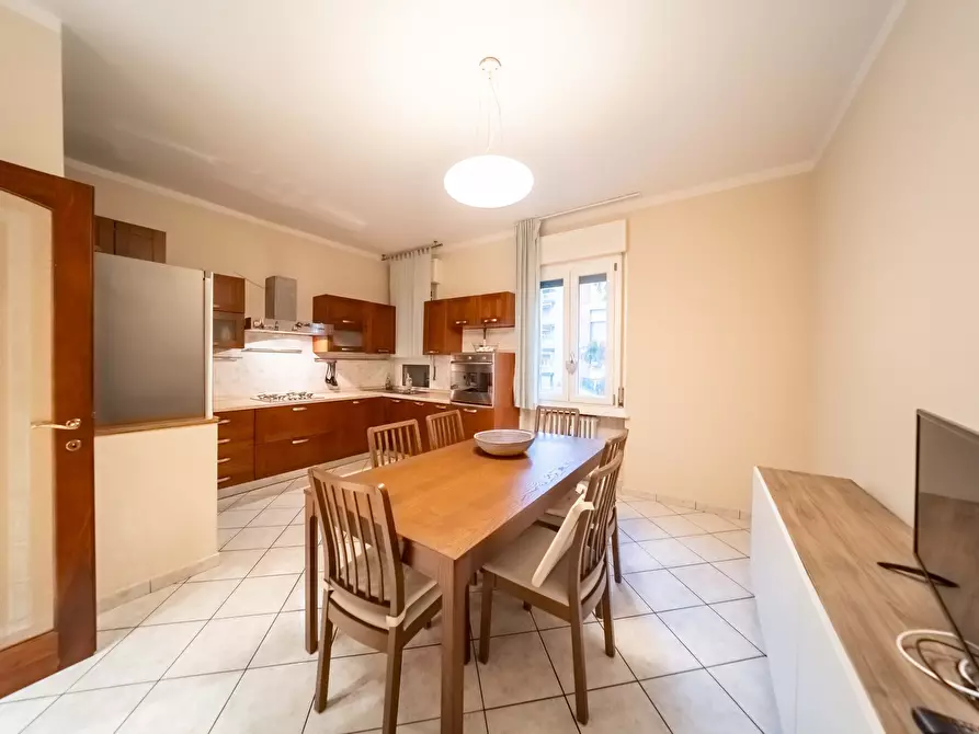 Immagine 5 di Trilocale in vendita  in Via Augusto Migliavacca 6 a Parma