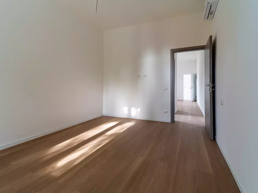Immagine 12 di Bilocale in vendita  in Via Oreste Grassi 35 a Collecchio
