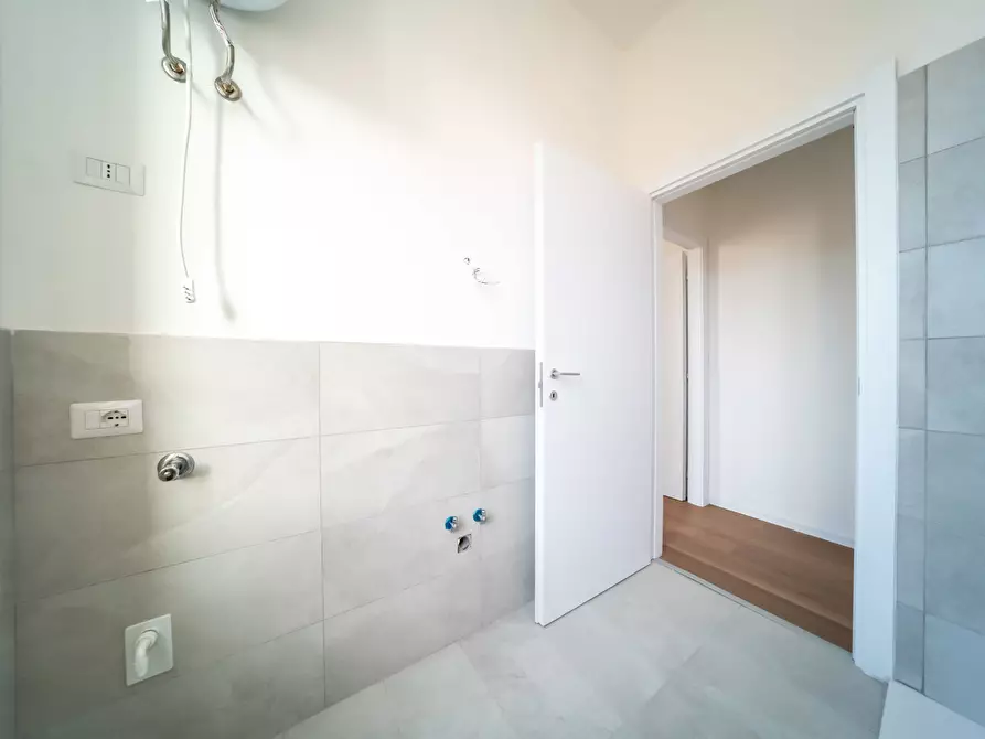 Immagine 6 di Bilocale in vendita  in Via Oreste Grassi 35 a Collecchio