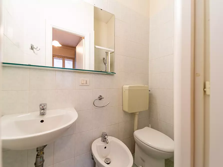 Immagine 32 di Trilocale in vendita  in Via Carlo Speranza 13 a Parma