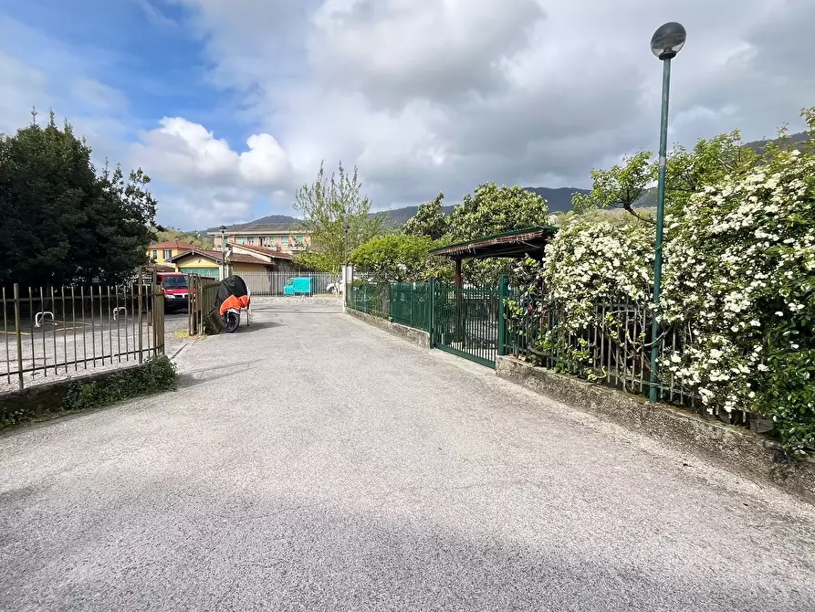 Immagine 2 di Trilocale in vendita  in Via Privata del Ferrain 4 a Rapallo