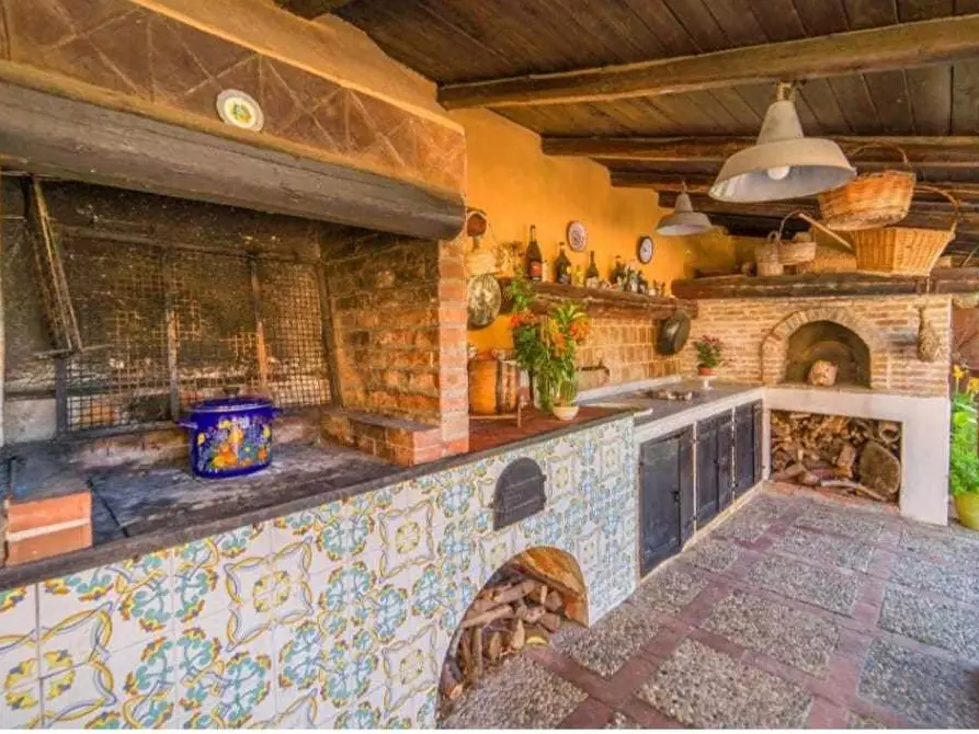 Immagine 6 di Villa in vendita  a Partinico