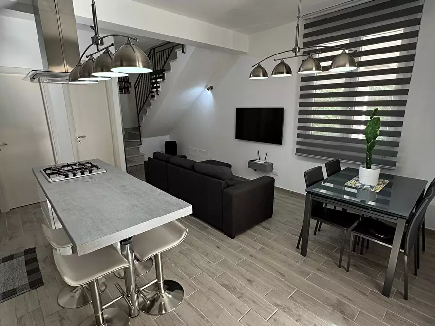 Immagine 36 di Casa semindipendente in vendita  a Altavilla Milicia