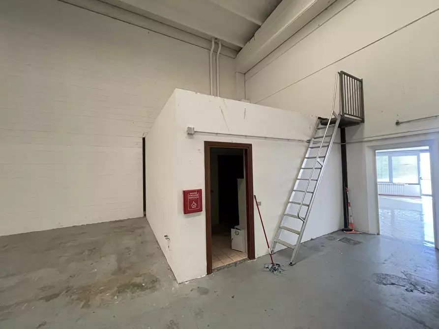 Immagine 13 di Capannone industriale in affitto  in VIA VARALLI 49 a Codogno