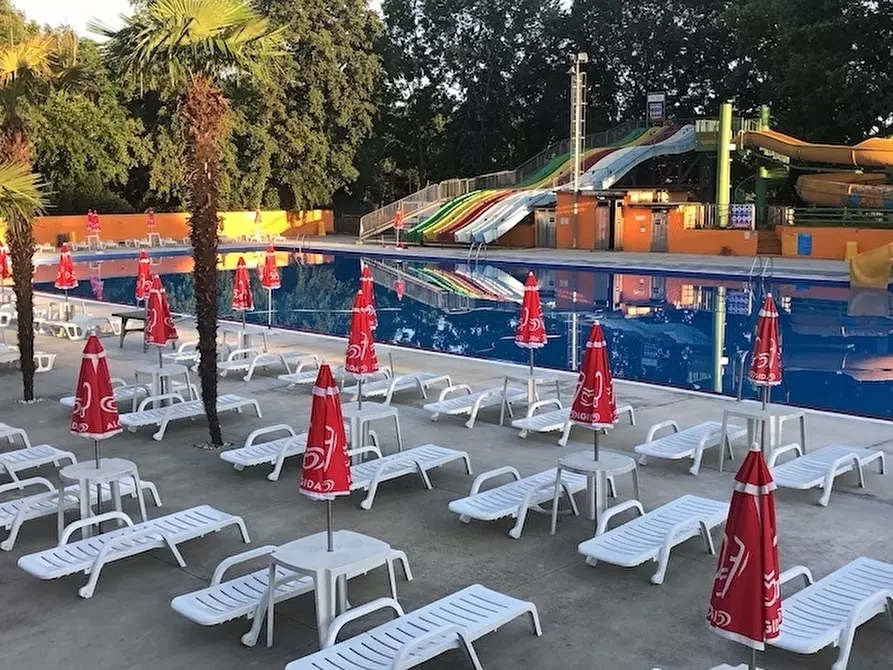 Immagine 20 di Attività commerciale in vendita  in Via del Laghetto 6 a Limbiate