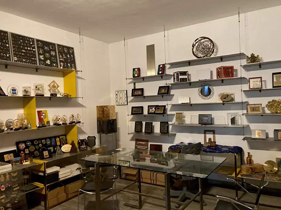Immagine 4 di Attività commerciale in vendita  in Via Giuseppe Di Vittorio 1 a Peschiera Borromeo