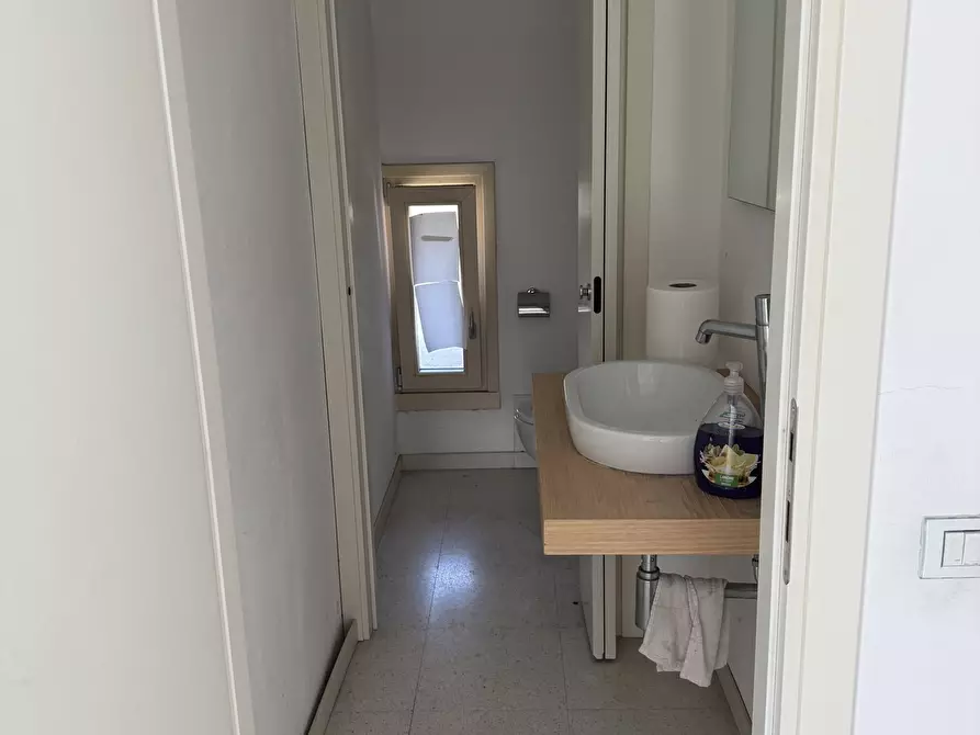 Immagine 21 di Ufficio in affitto  in Via Massimo D'Azeglio 20 a Lodi