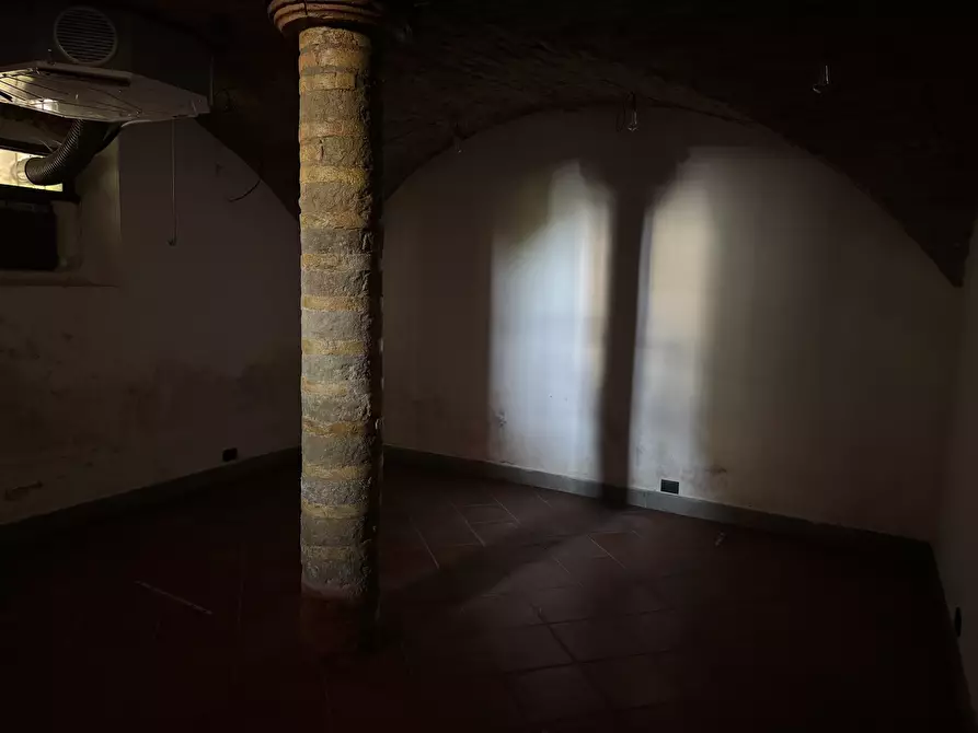 Immagine 9 di Locale commerciale in vendita  in VIA MINORE 7 a Casale Cremasco-Vidolasco