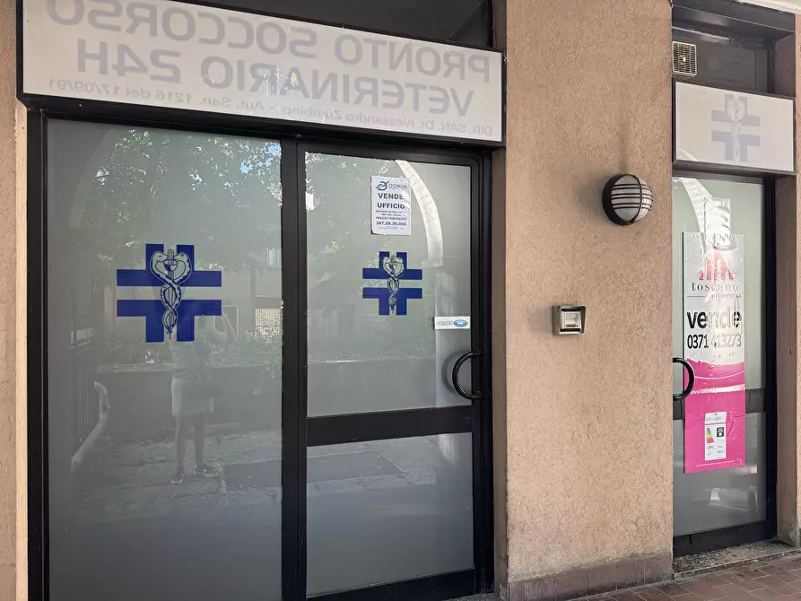 Immagine 5 di Locale commerciale in vendita  in via defendente 29 a Lodi