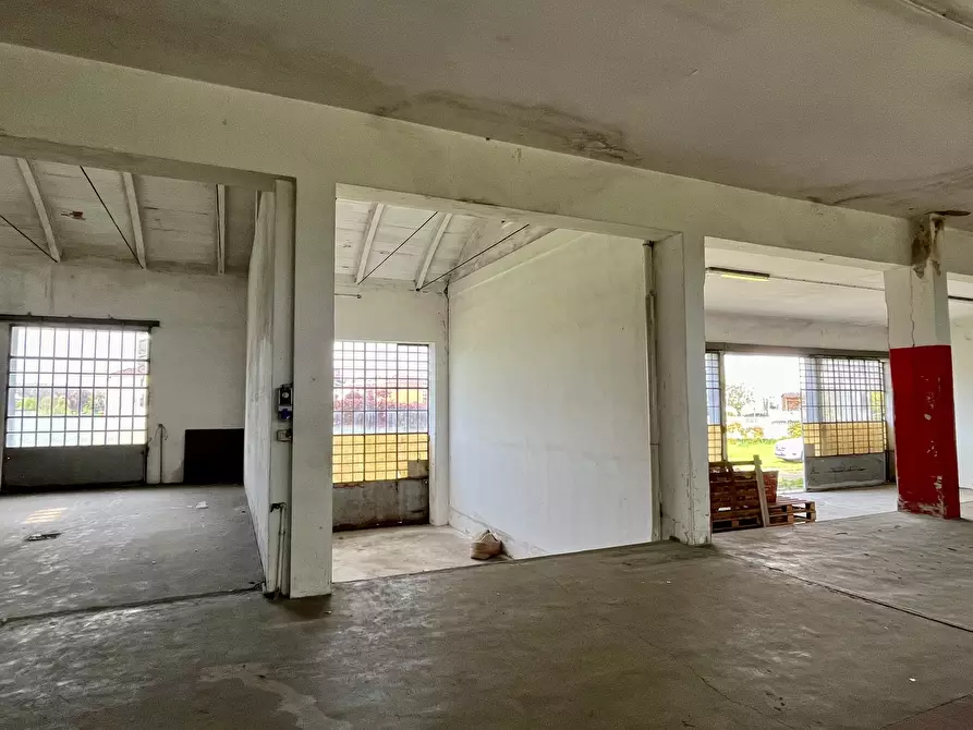 Immagine 7 di Capannone industriale in vendita  in Via Circonvallazione 9 a Villanterio