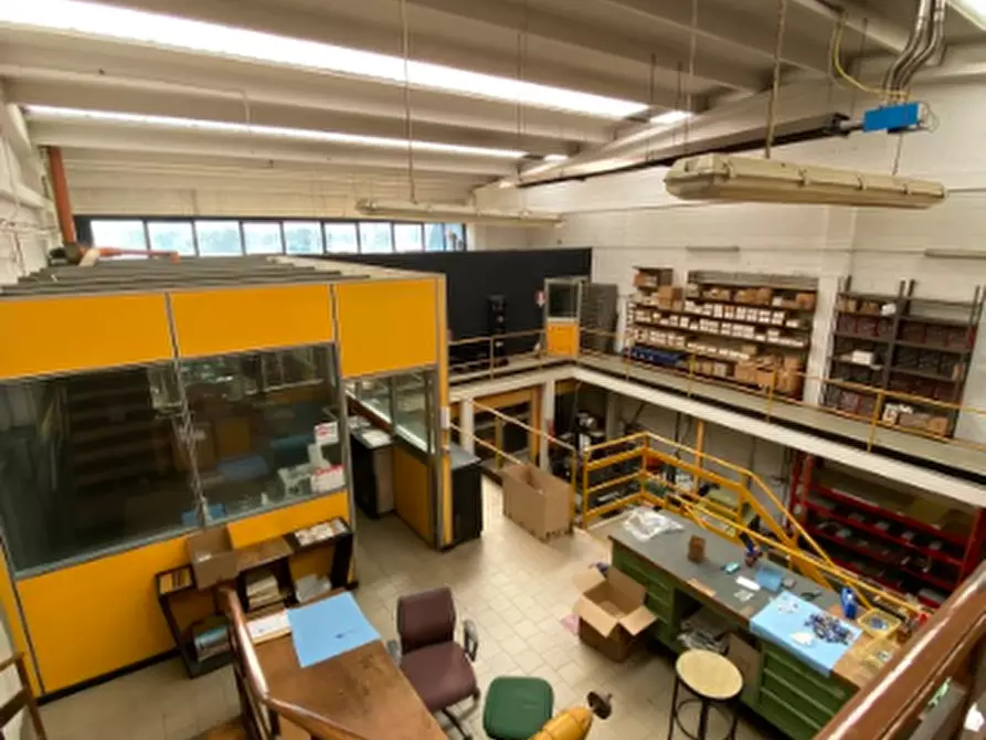 Immagine 2 di Capannone industriale in vendita  in Via G. di Vittorio 18 a Peschiera Borromeo