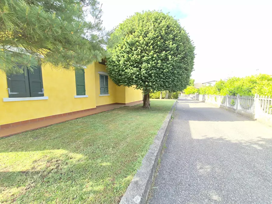 Immagine 7 di Villa in vendita  in Via Valletta 29 a Casalmaggiore