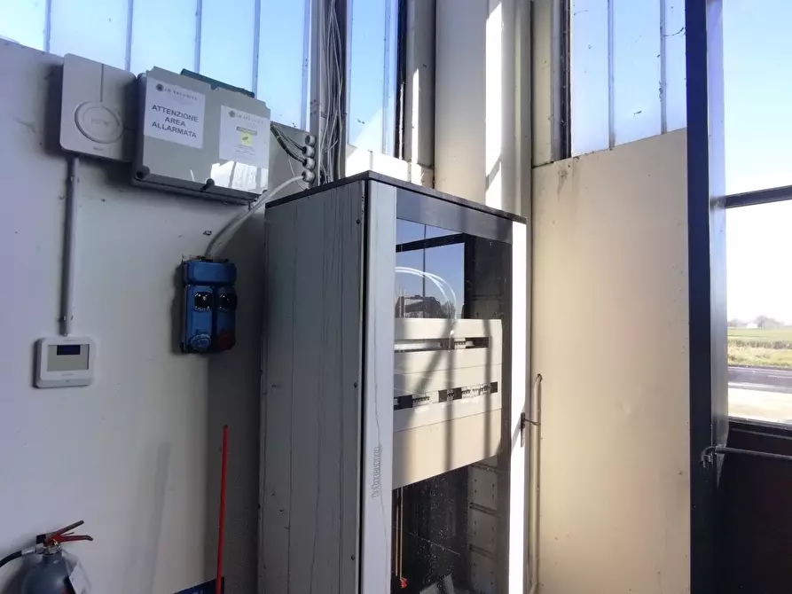 Immagine 18 di Attività artigianale in vendita  in Via Casellati 8 a San Giovanni In Croce