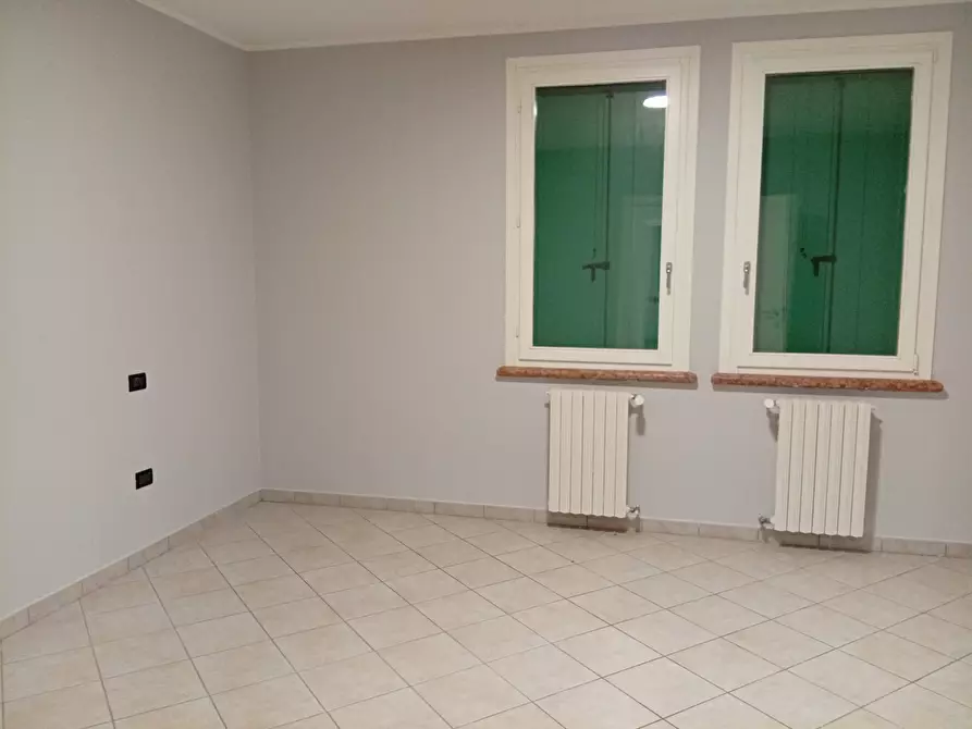 Immagine 16 di Villa in vendita  in Via Dossi 40 a Sabbioneta