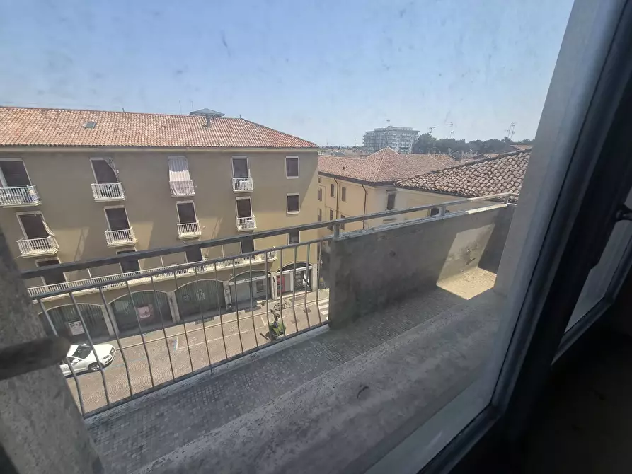Immagine 12 di Quadrilocale in vendita  in Via Aurelio Saffi 6 a Casalmaggiore