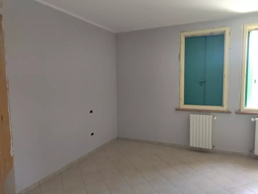 Immagine 9 di Villa in vendita  in Via Dossi 40 a Sabbioneta