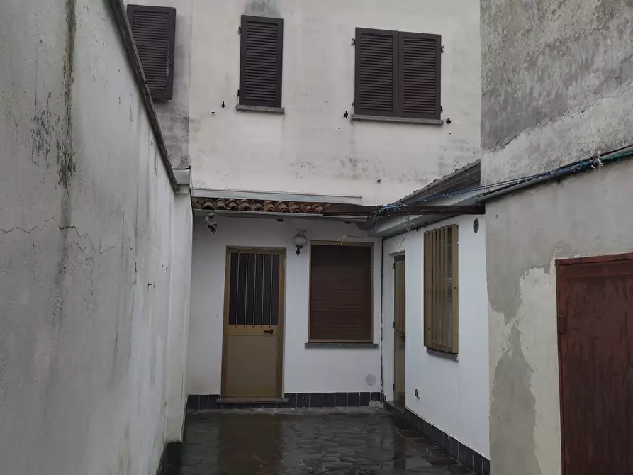 Immagine 1 di Casa indipendente in vendita  in VIA ALDO MORO 62 a Martignana Di Po