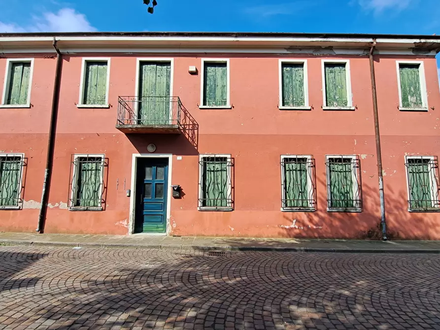 Immagine 3 di Casa indipendente in vendita  a Rovigo