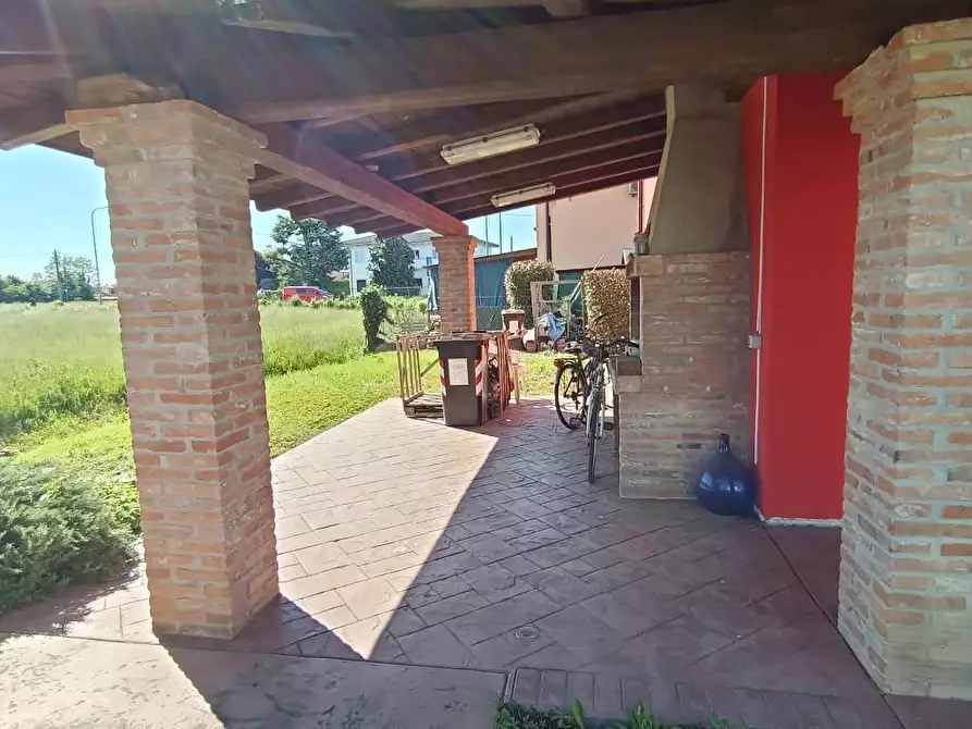 Immagine 19 di Casa indipendente in vendita  a Rovigo