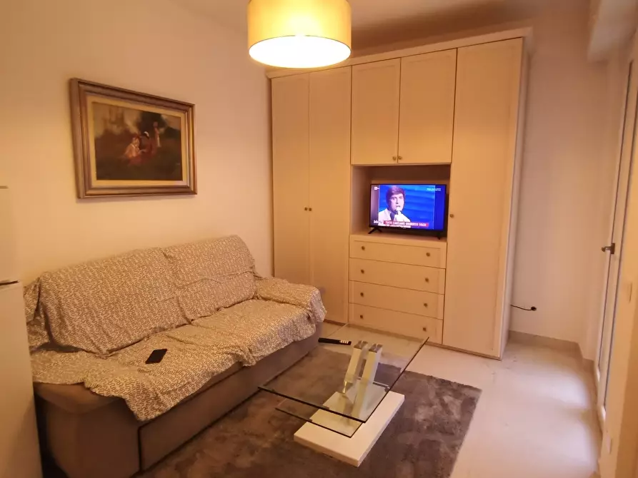 Immagine 11 di Monolocale in vendita  a San Remo