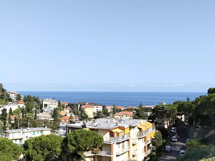 Immagine 3 di Bilocale in vendita  in Via Privata Serenella 34 a San Remo