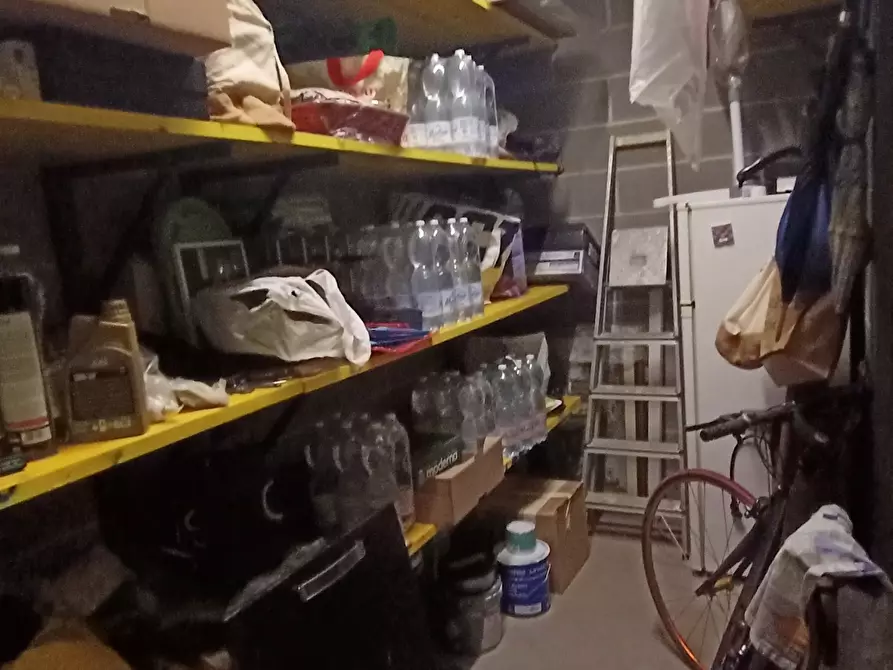 Immagine 24 di Quadrilocale in vendita  a San Remo