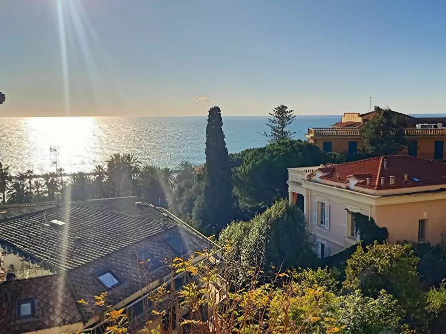 Immagine 4 di Quadrilocale in vendita  a San Remo