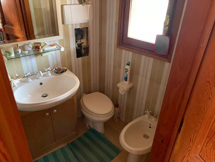 Immagine 30 di Quadrilocale in vendita  in Via Giovanni Borea a San Remo