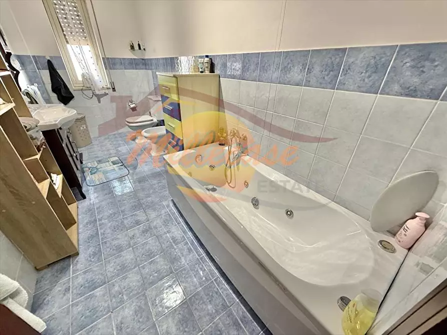 Immagine 20 di Pentalocale in vendita  in VIA ITALIA a Siracusa