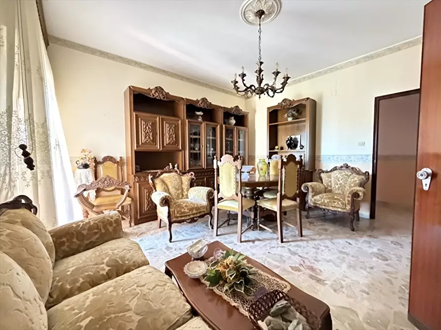 Immagine 16 di Quadrilocale in vendita  in Viale dei Comuni a Siracusa