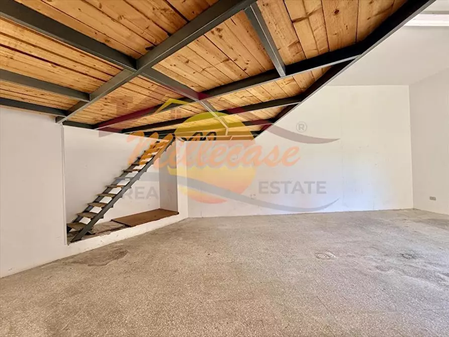 Immagine 4 di Garage in vendita  in Viale Tica a Siracusa