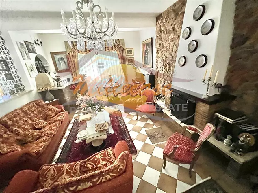 Immagine 7 di Villa in vendita  in Via Luigi Maria Monti a Siracusa